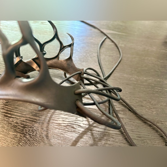 Black Crown of Thornes Leather Crown - Picture 2 of 2